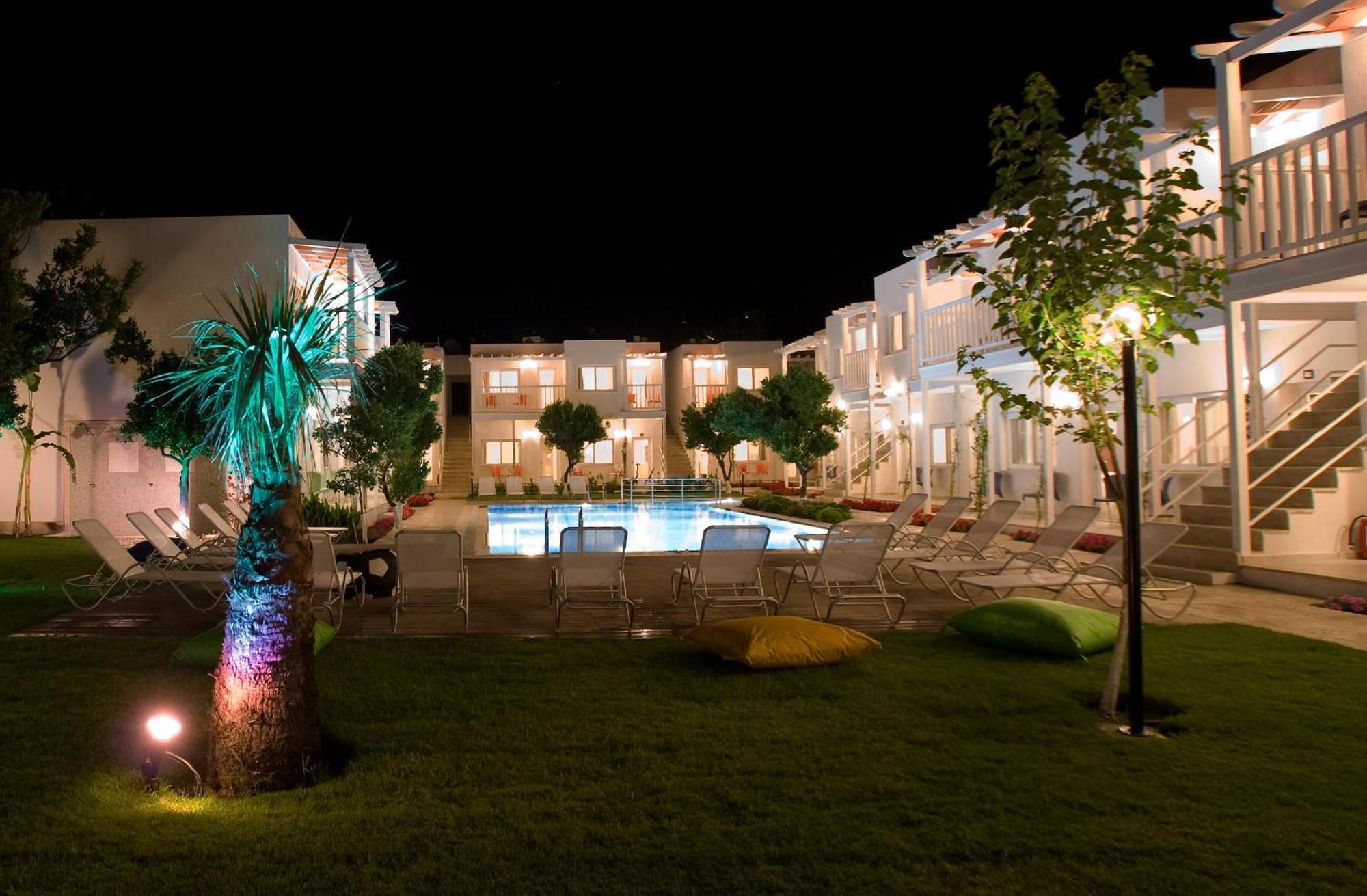 Hotel Gumusluk Εξωτερικό φωτογραφία