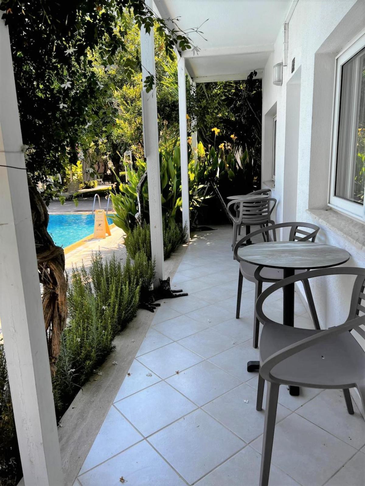 Hotel Gumusluk Δωμάτιο φωτογραφία